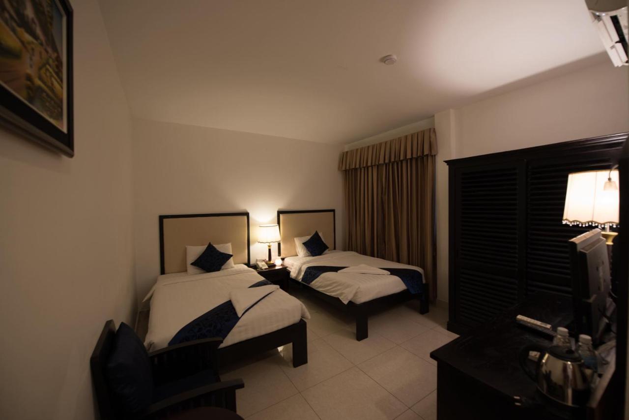 Homesyn Hotel Phnom-Penh Buitenkant foto